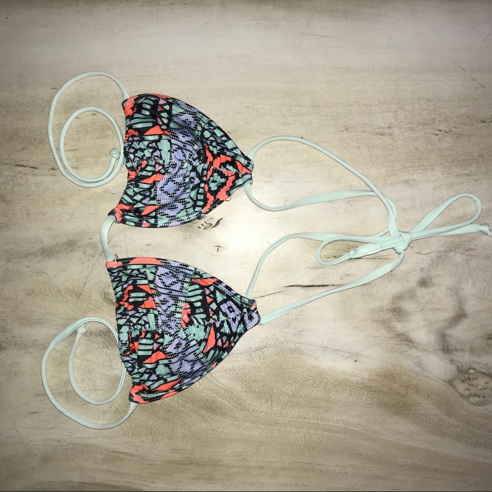 CA division of vitamin A bikini top